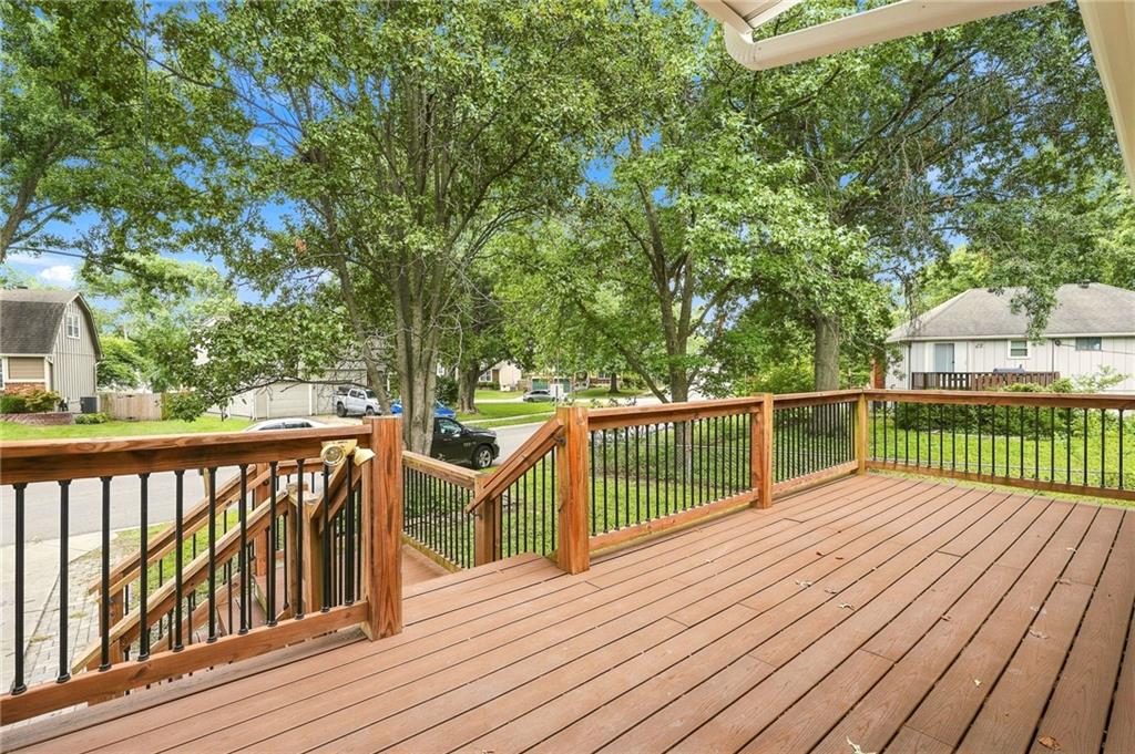 Photo 5 of 1517 Scarborough Street