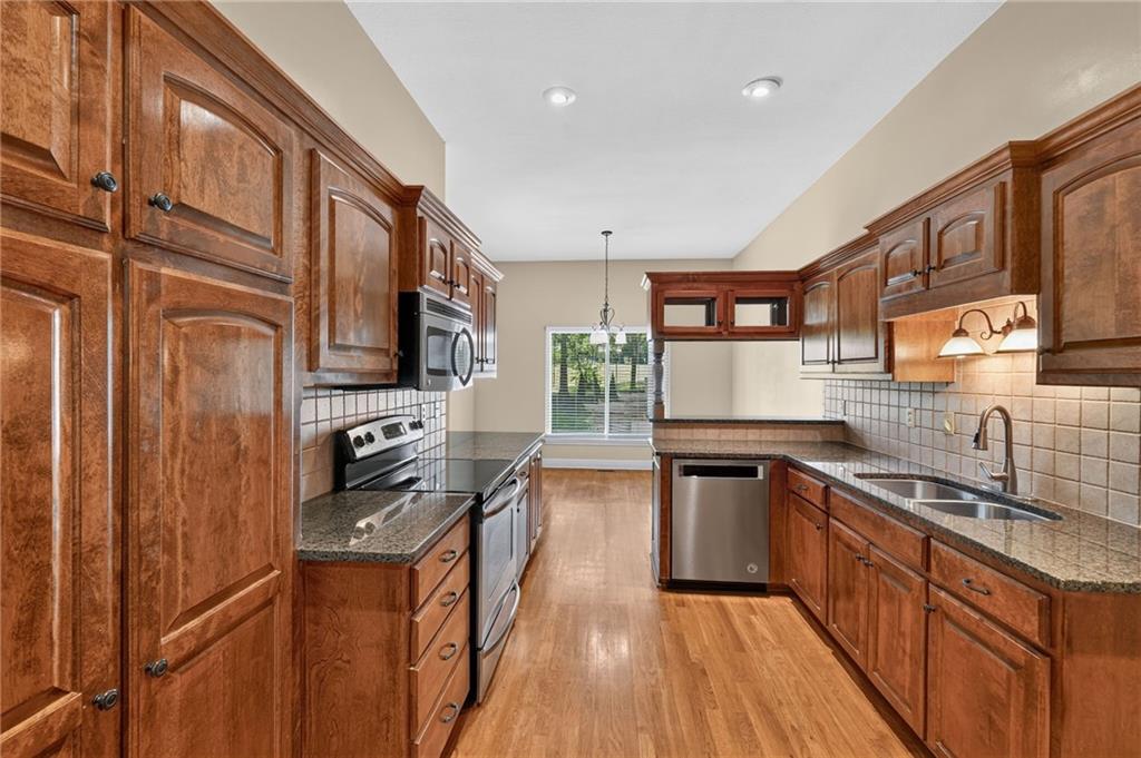 Photo 7 of 1827 S Jones Court