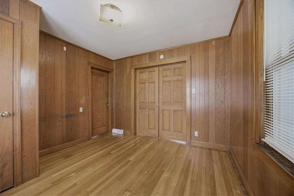 Photo 7 of 1800 FREEMAN Avenue