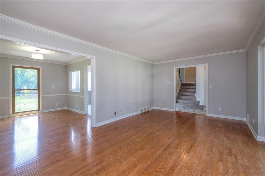 Photo 5 of 10713 W 98th Street