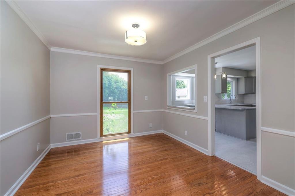 Photo 7 of 10713 W 98th Street