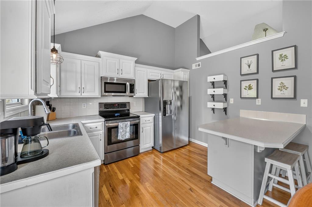 Photo 2 of 10820 N Smalley Court