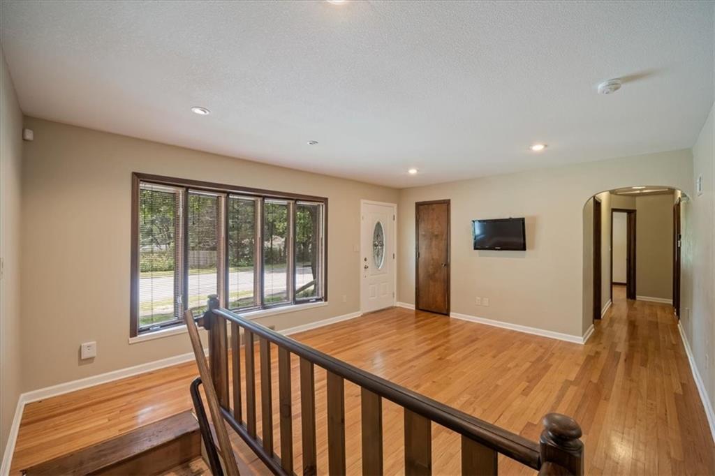 Photo 5 of 7200 W 83rd Street