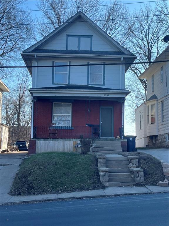 Photo of 3907 E 9th Street