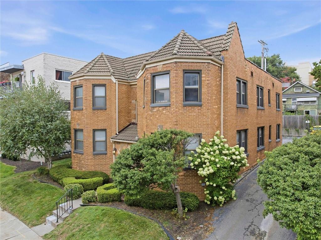 Photo 2 of 4514 Broadway Boulevard #2A