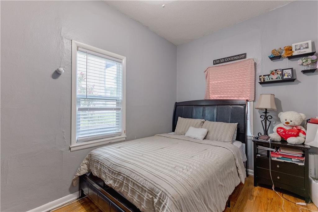 Photo 5 of 276 S Coy Street