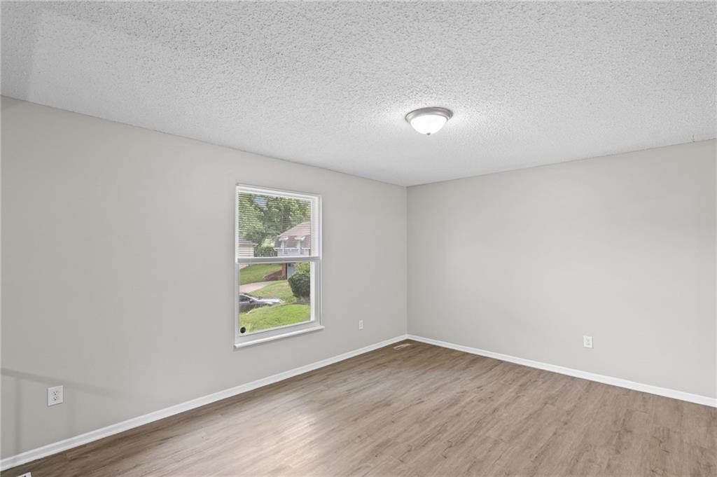 Photo 4 of 10330 Smalley Court