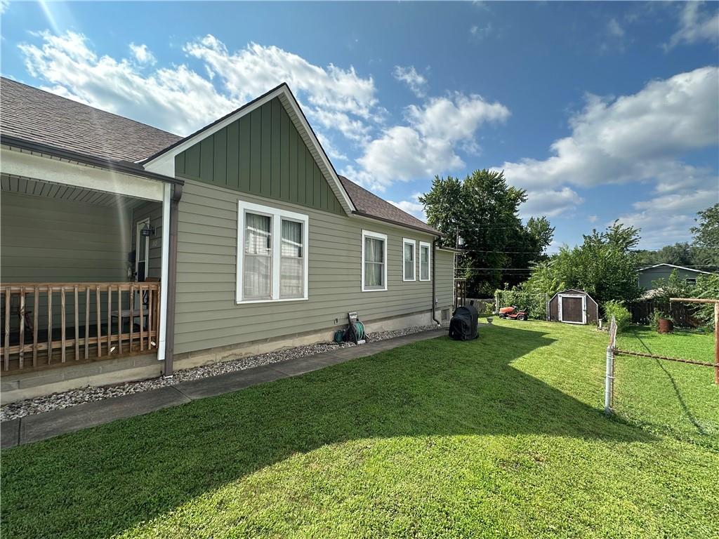 Photo 6 of 2425 Olive Street