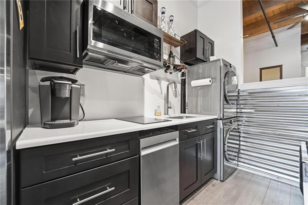 Photo 7 of 706 Broadway Boulevard #201