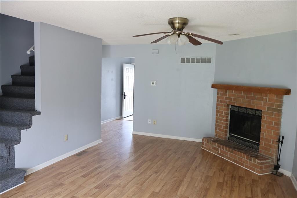 Photo 2 of 700 B Cedar Drive