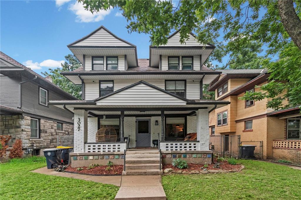 Photo of 3027 Charlotte Street