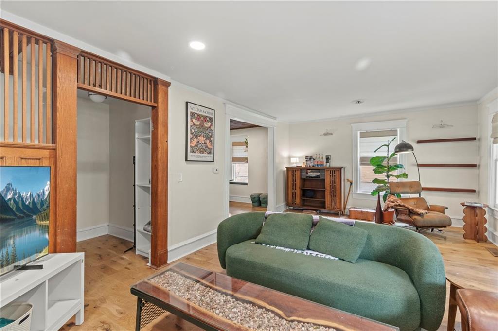 Photo 6 of 3027 Charlotte Street