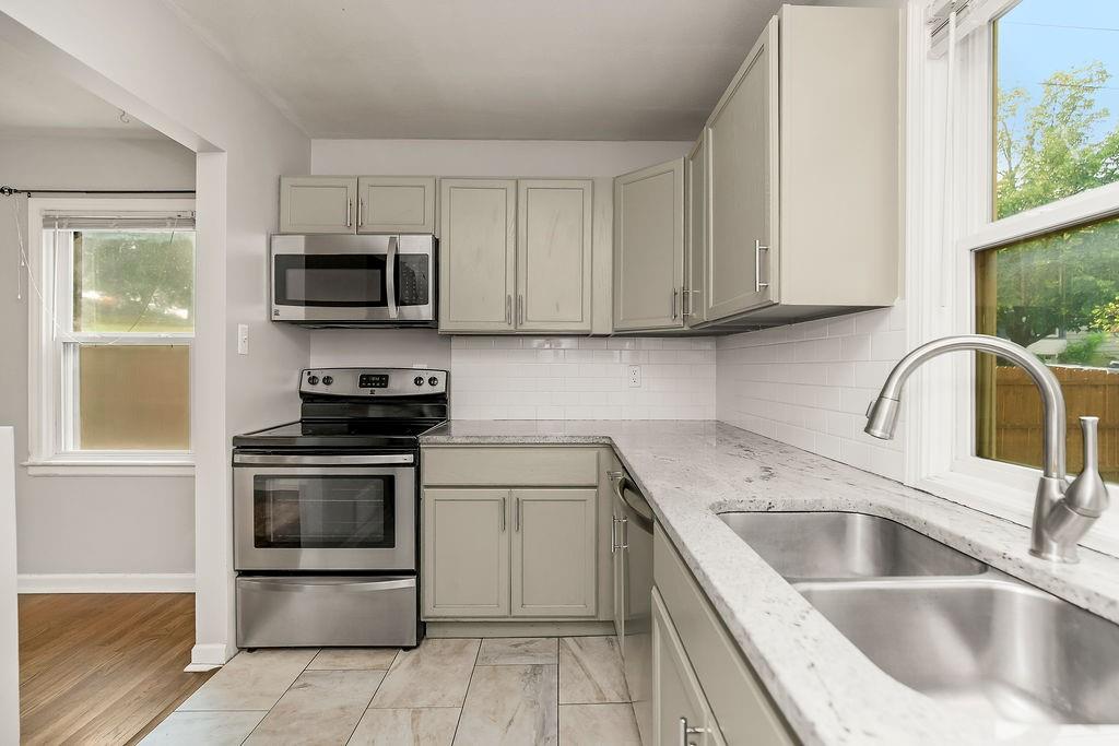 Photo 7 of 319 E 82nd Street