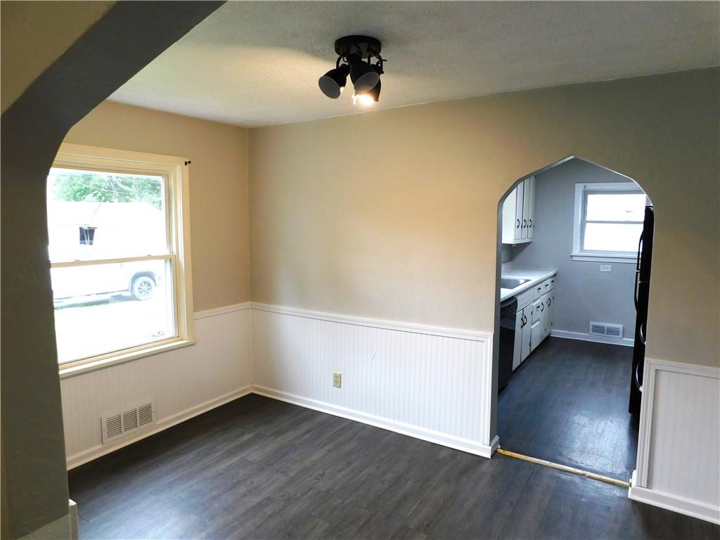 Photo 6 of 603 Lexington Street