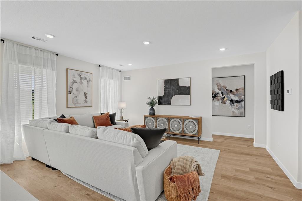 Photo 5 of 505 SW Edgewood Meadows Drive