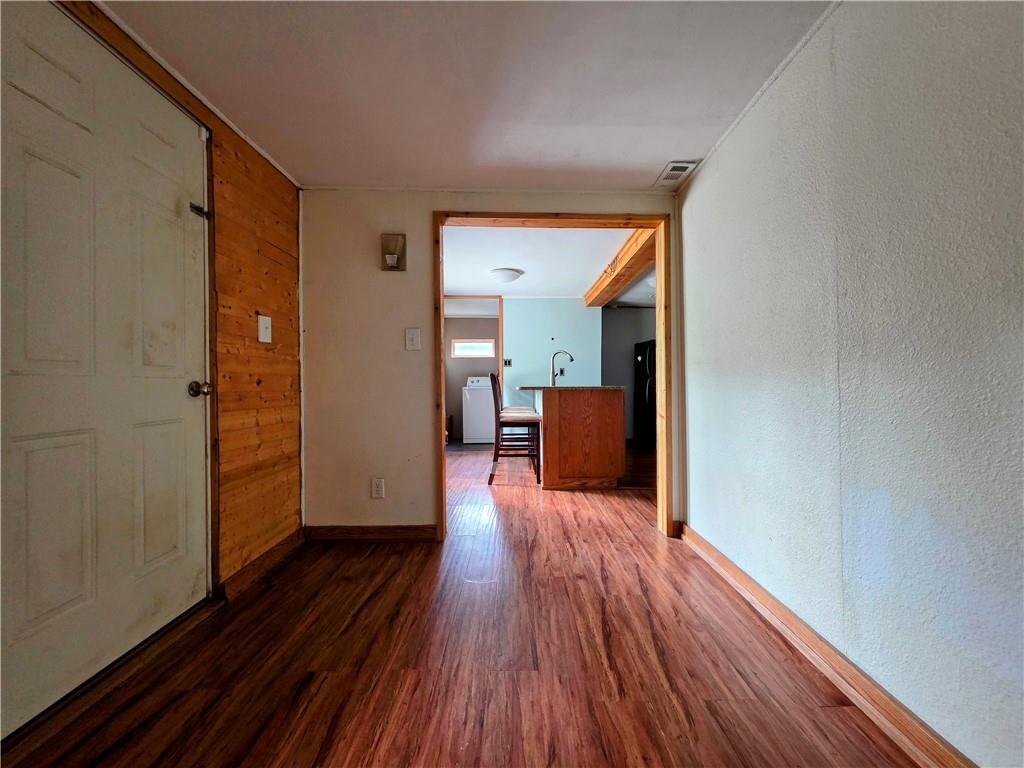 Photo 7 of 2015 S Ash Avenue