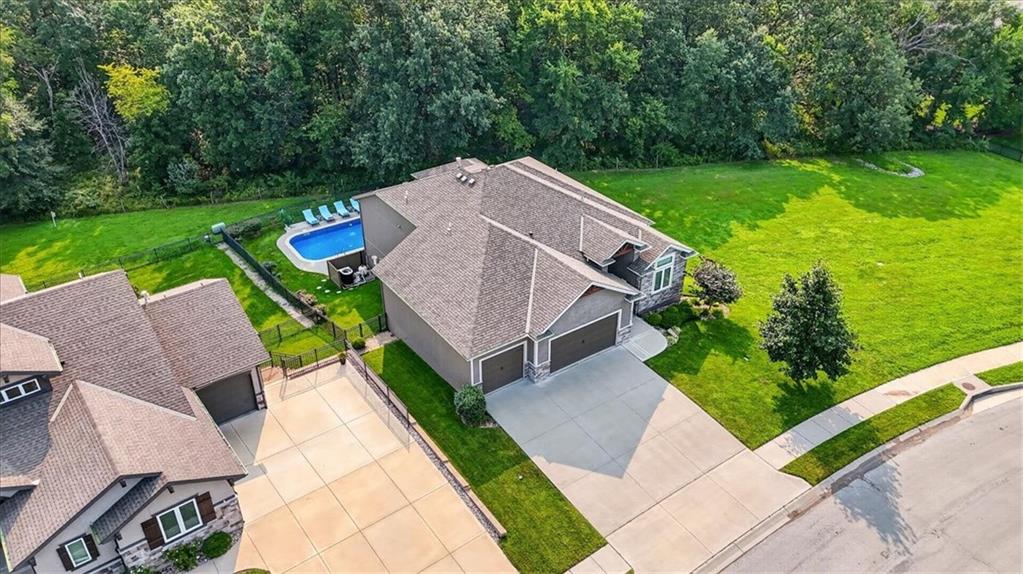 Photo of 4705 NE Gateway Drive