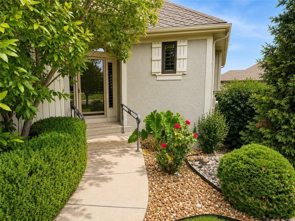 Photo of 19806 W 100th Terrace