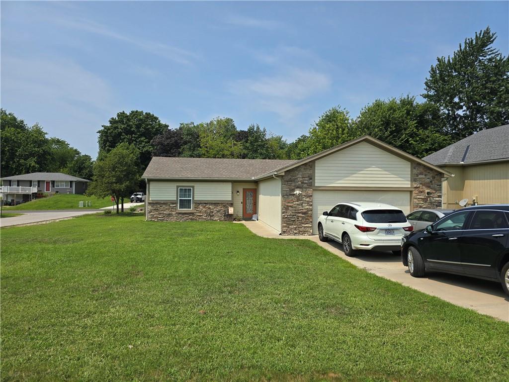 Photo of 1 Platte Ridge Court in Edgerton, MO