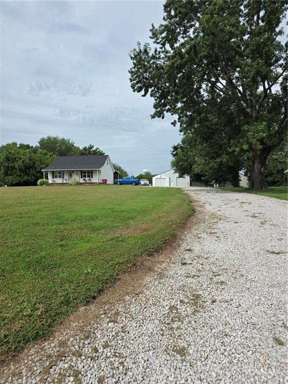 Photo 3 of 410 N Carrico Road