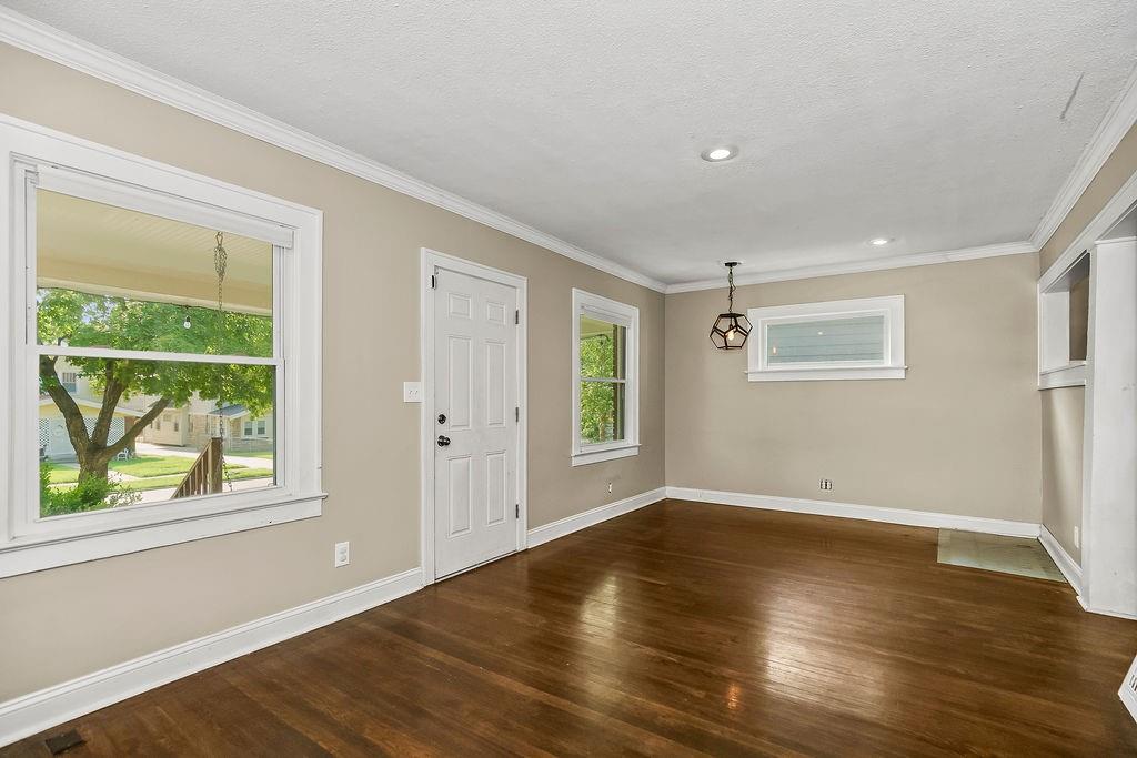 Photo 4 of 5225 Brookwood Avenue