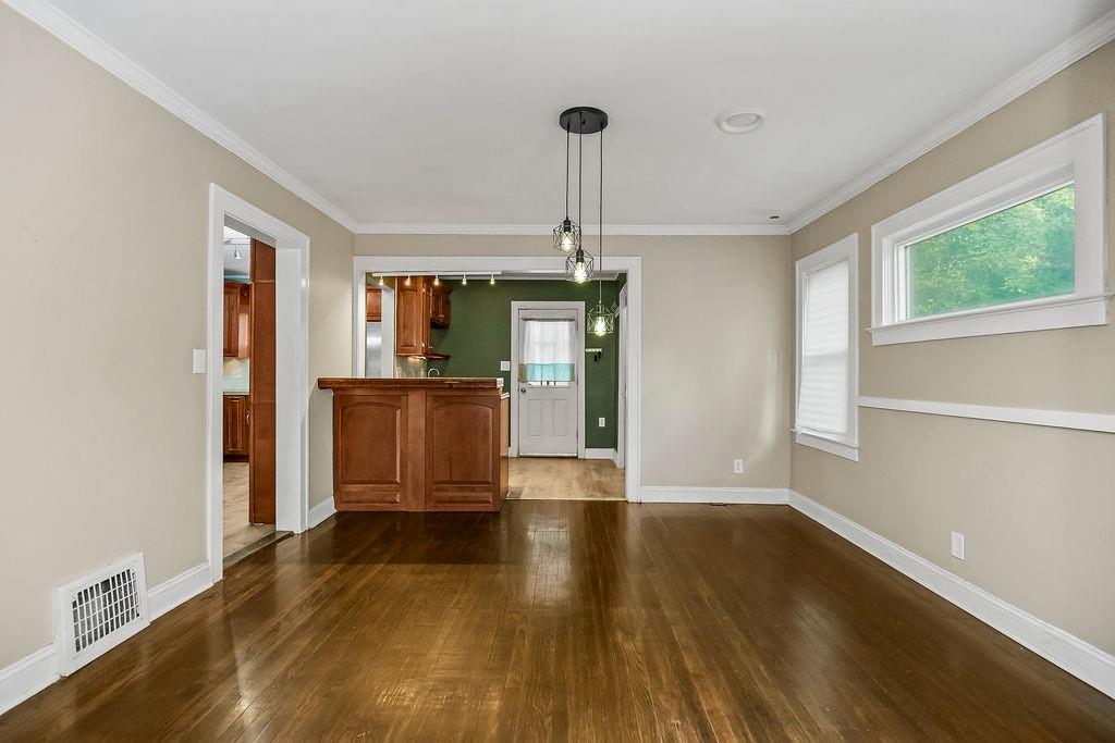 Photo 5 of 5225 Brookwood Avenue