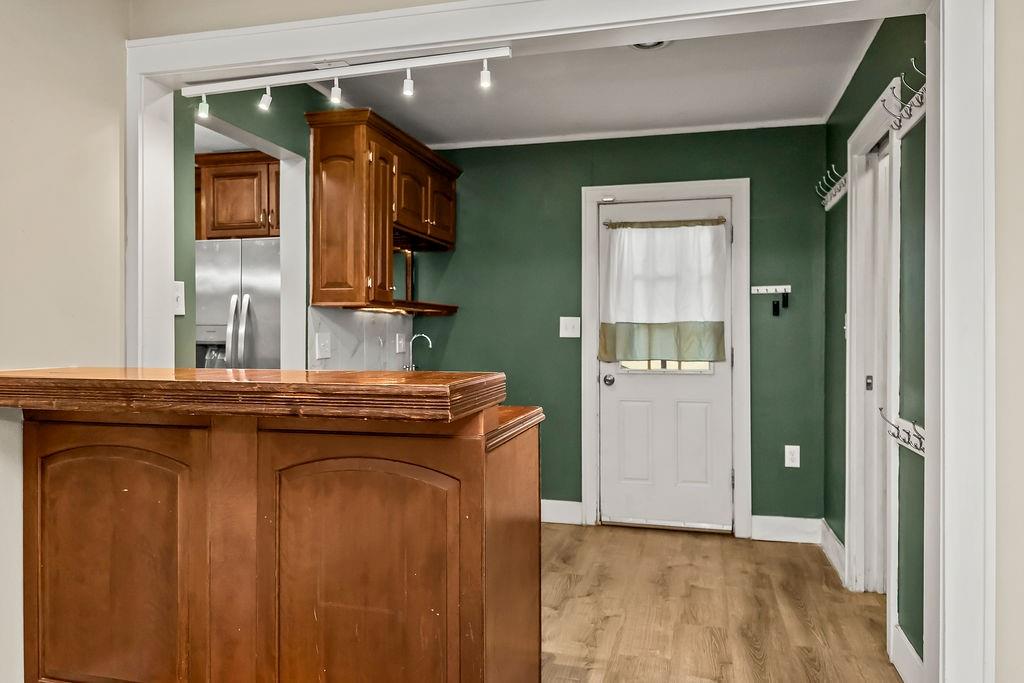 Photo 6 of 5225 Brookwood Avenue