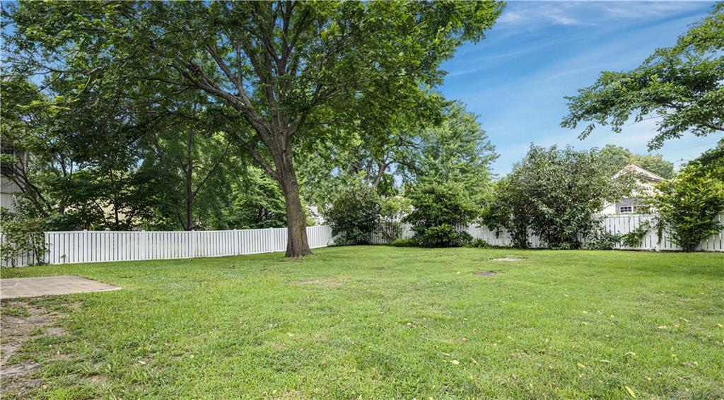 Photo 4 of 312 Walnut Street