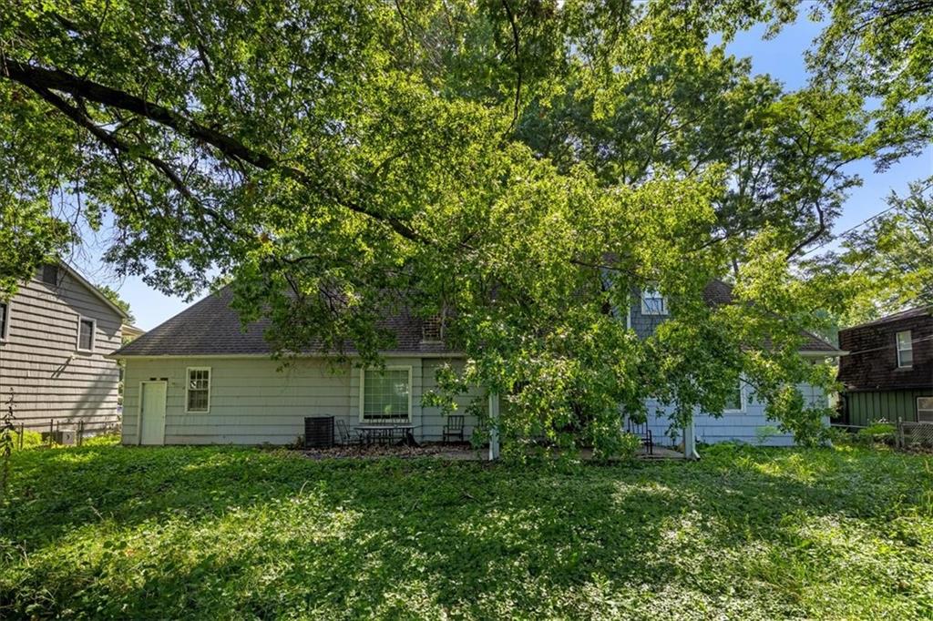 Photo 6 of 5206 Spring Avenue