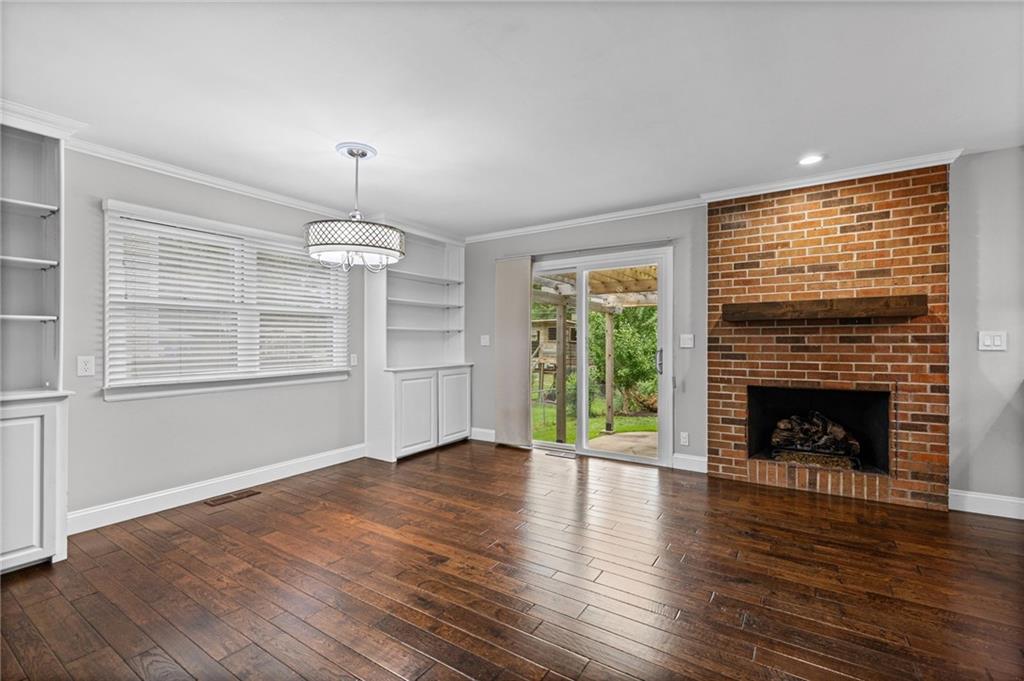 Photo 7 of 9439 Connell Drive