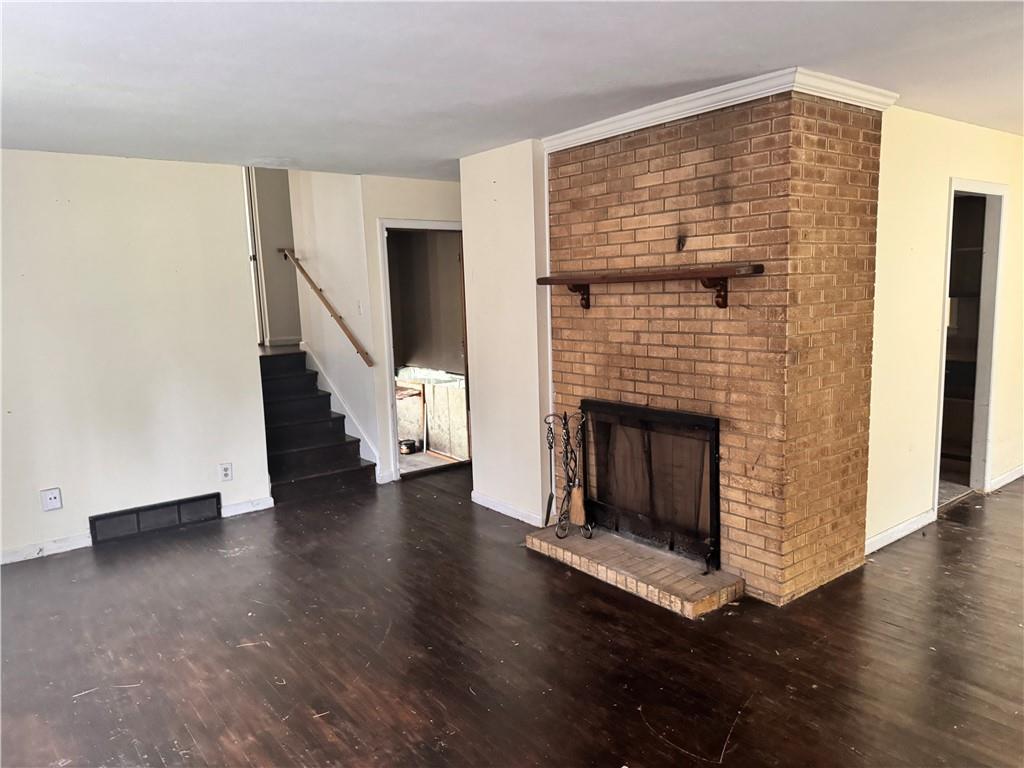 Photo 2 of 9810 Bennington Avenue