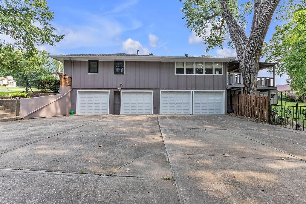 Photo 4 of 7001 N Highland Avenue