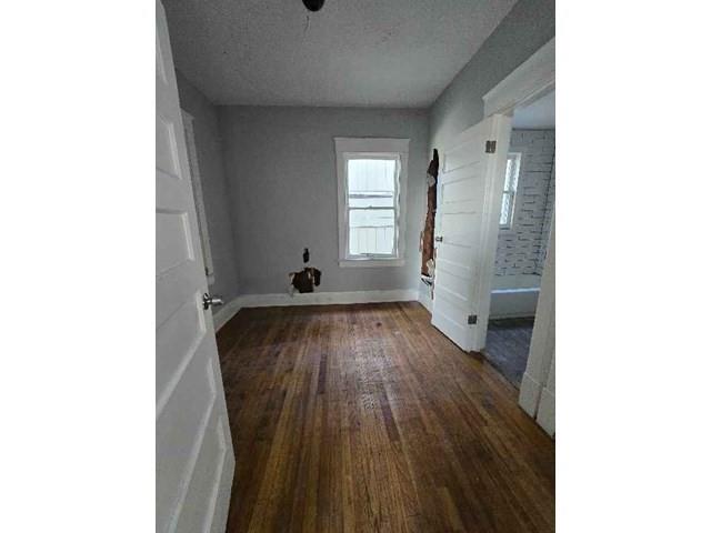 Photo 6 of 5802 Thompson Avenue
