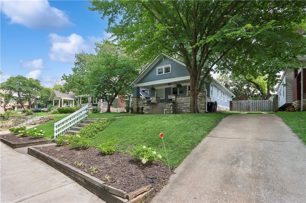 Photo 2 of 5739 Harrison Street