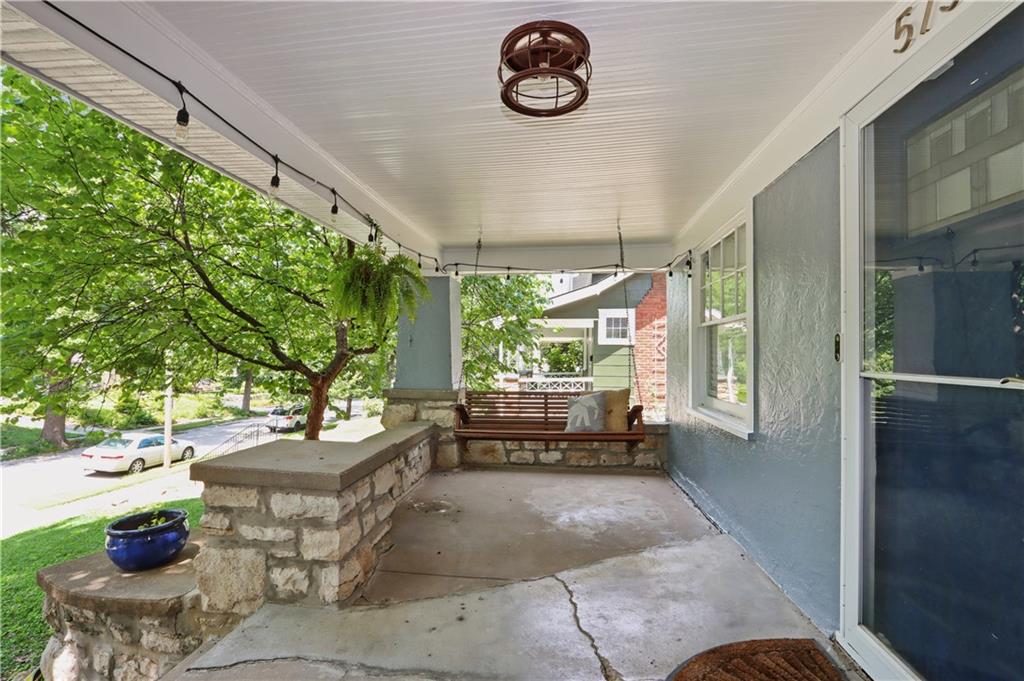 Photo 3 of 5739 Harrison Street