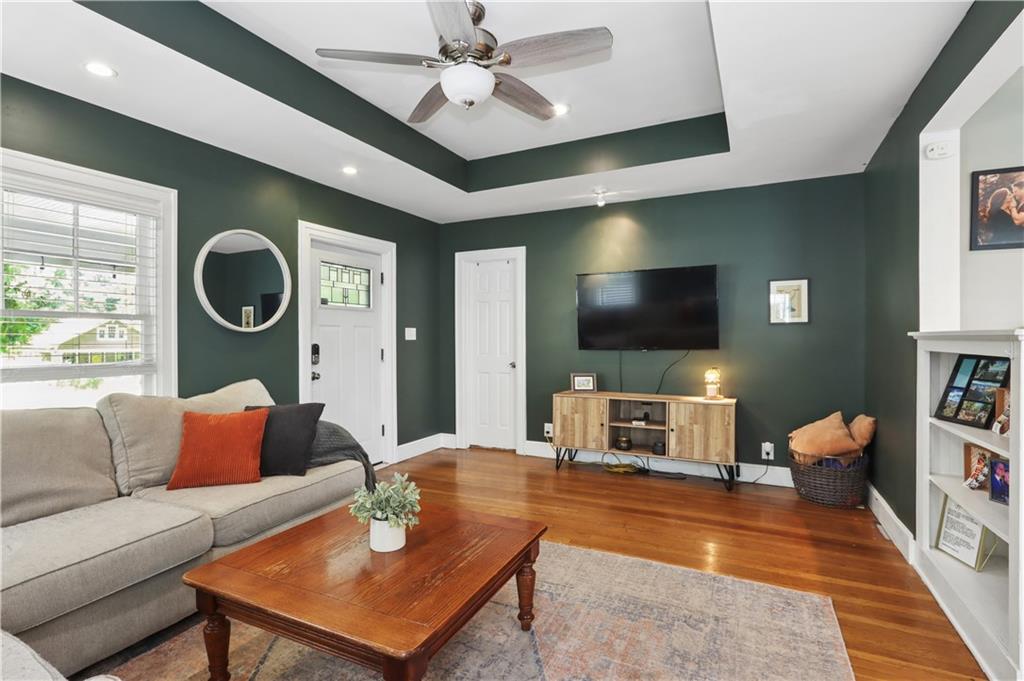 Photo 6 of 5739 Harrison Street