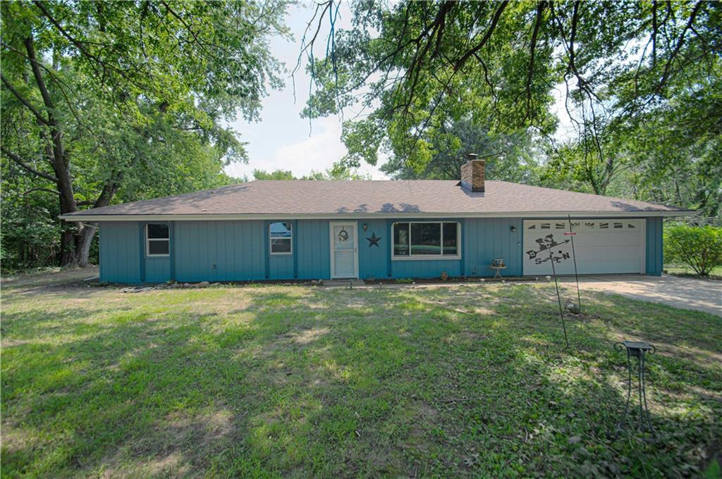 Photo 3 of 11325 Deer Haven Lane