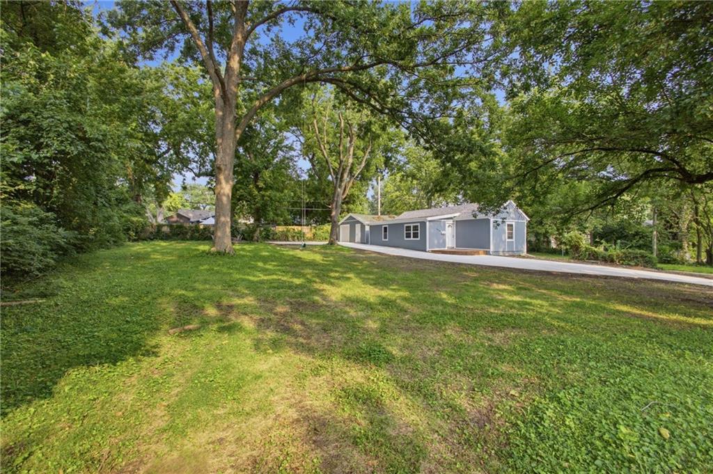 Photo 2 of 6818 Agnes Avenue