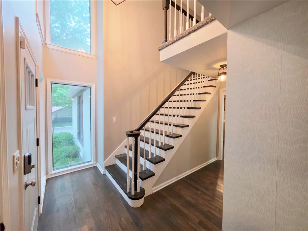 Photo 4 of 11695 Bradshaw Street