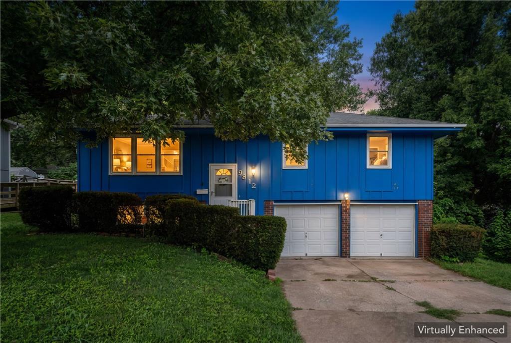 Photo of 9812 Hillcrest Road