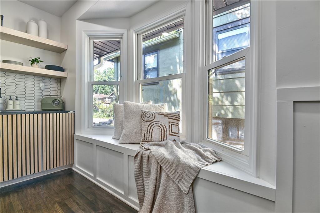 Photo 3 of 2105 W 43rd Avenue
