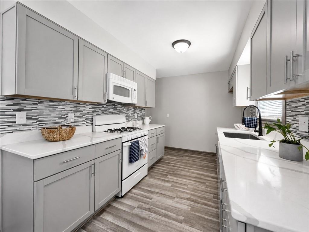 Photo 5 of 4202 N Bellefontaine Avenue