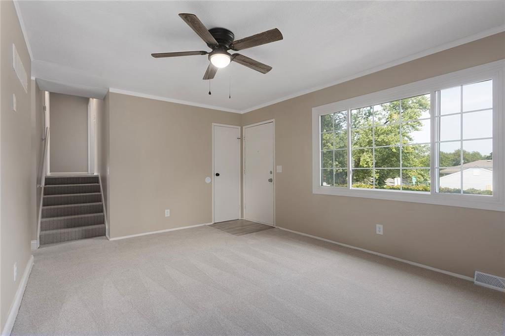 Photo 5 of 7801 NE San Rafael Drive