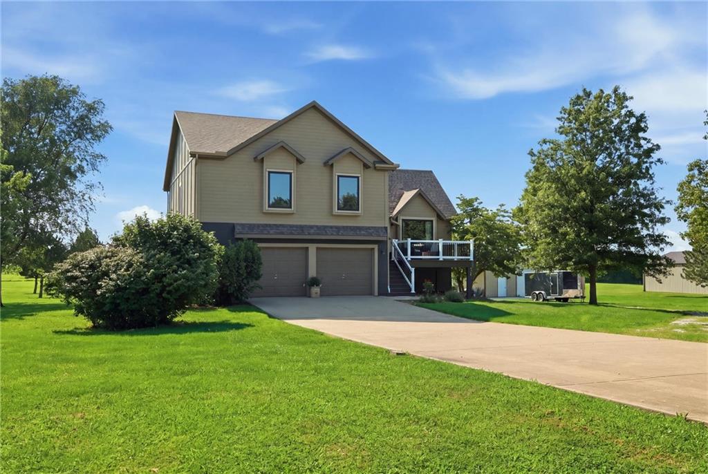 Photo 4 of 27520 Normandy Road