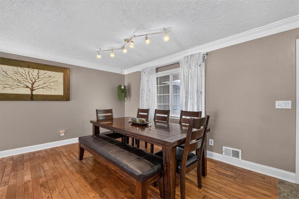 Photo 6 of 3908 S Stayton Avenue