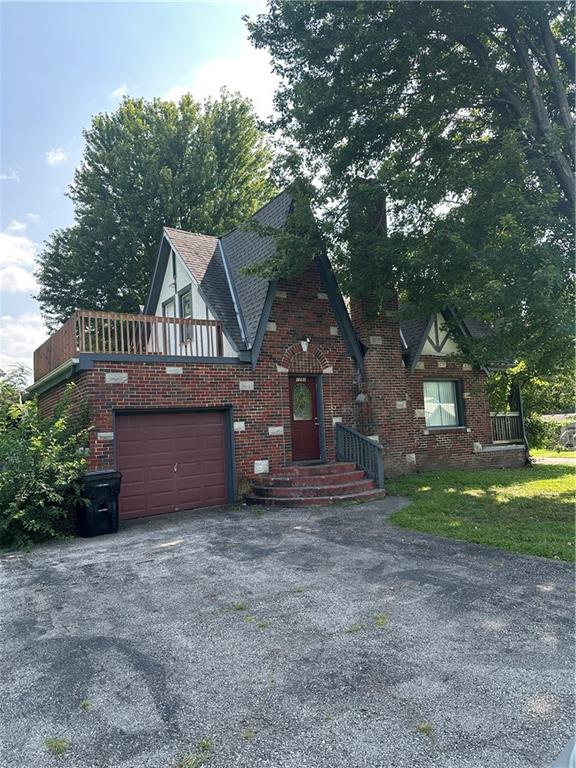 Photo of 1701 E MECHANIC Avenue