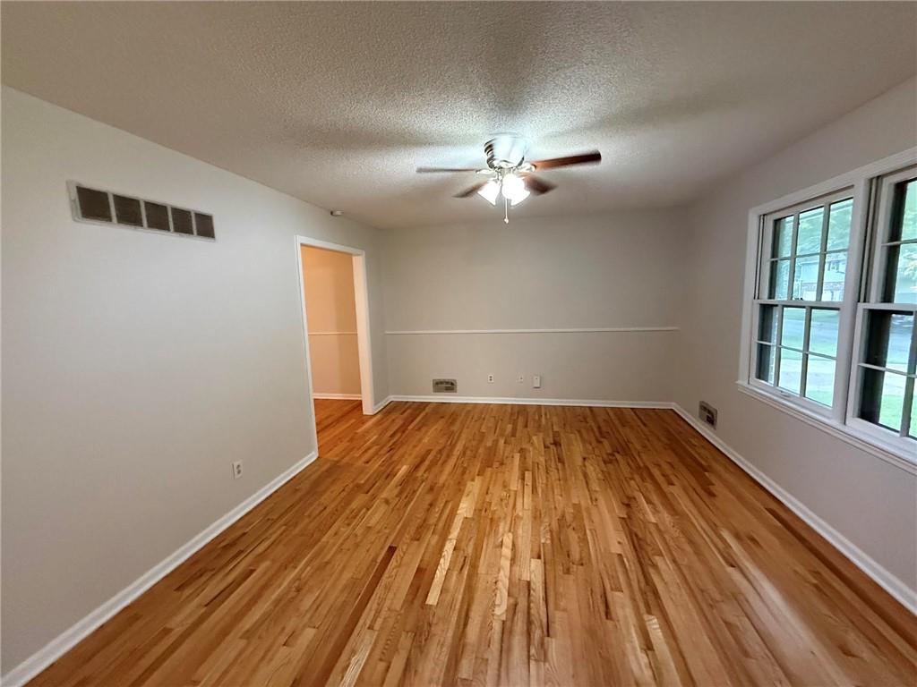 Photo 4 of 5112 Osage Avenue