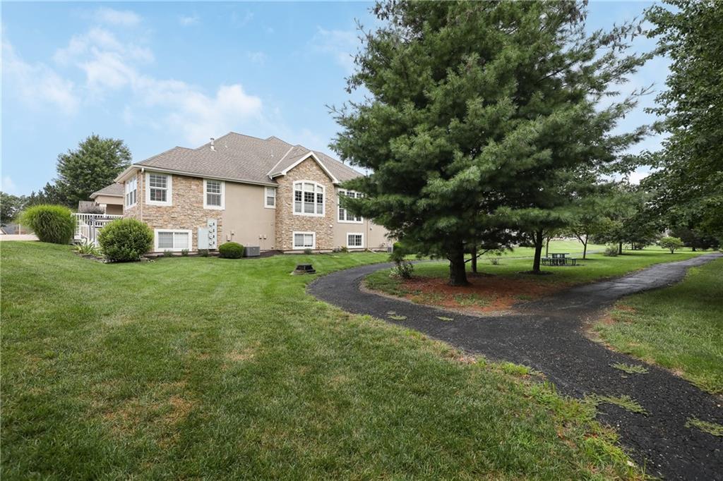 Photo 4 of 11575 S Bell Court Drive #103