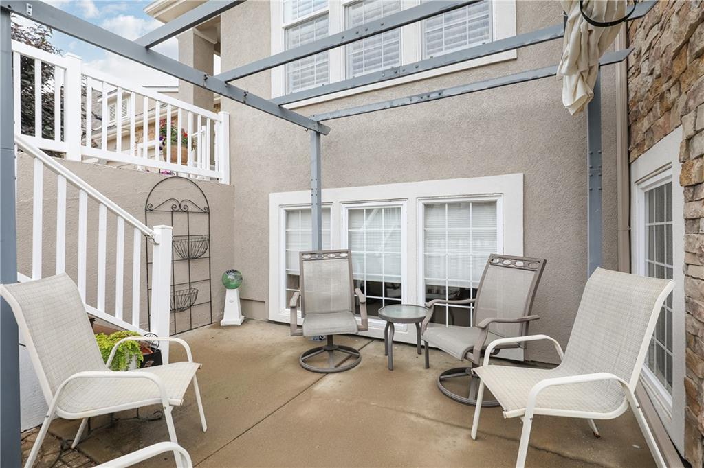 Photo 7 of 11575 S Bell Court Drive #103