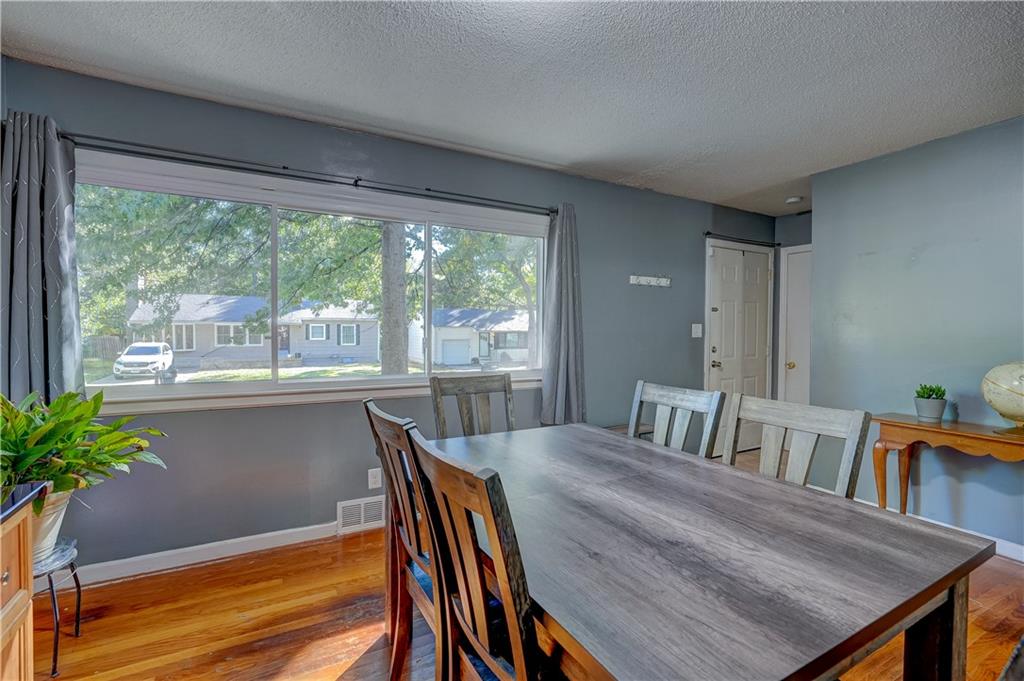 Photo 6 of 1708 S Pearl Street